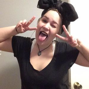 Meet your Posher, Melanie